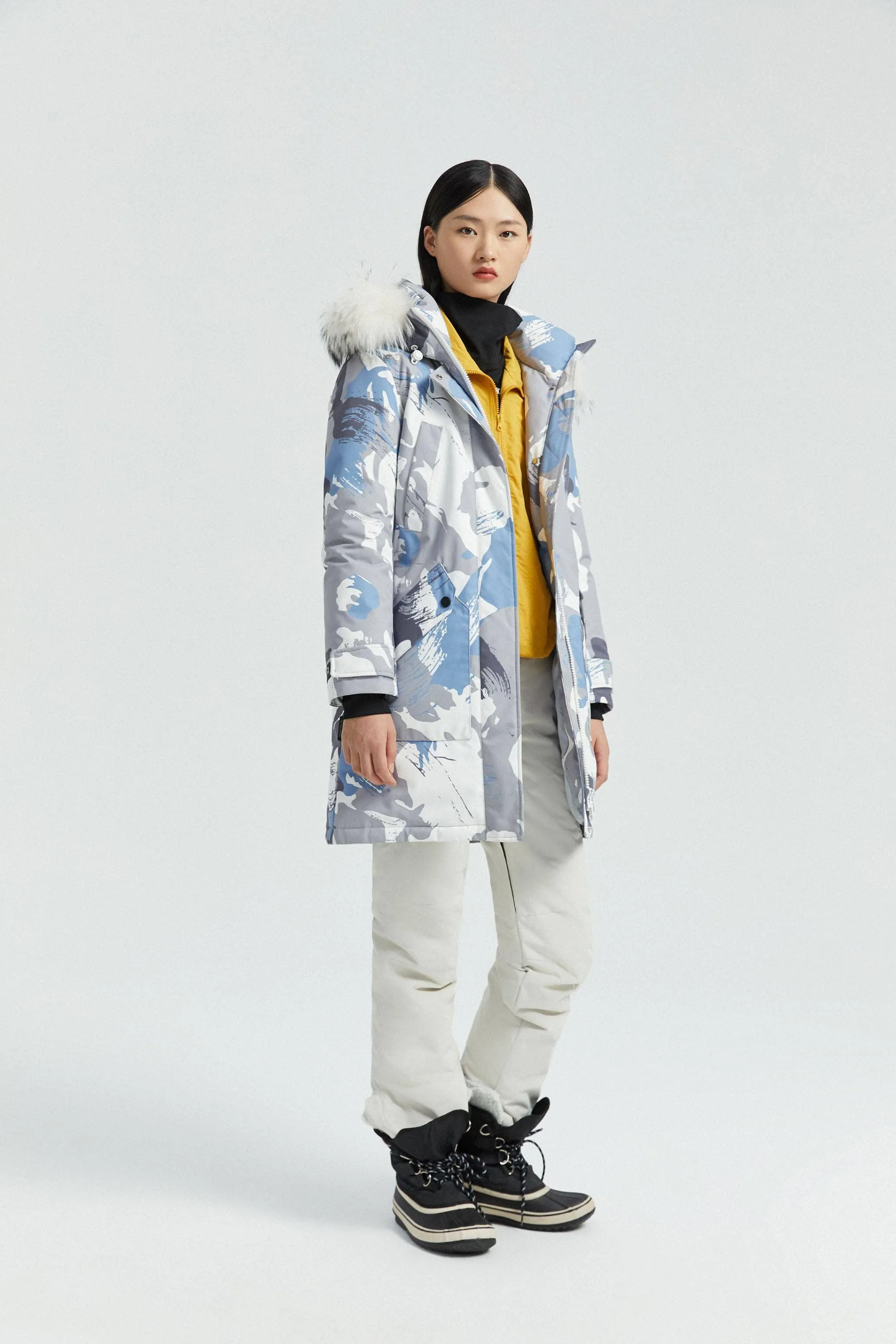 Women's Hooded Parka with fur Trim